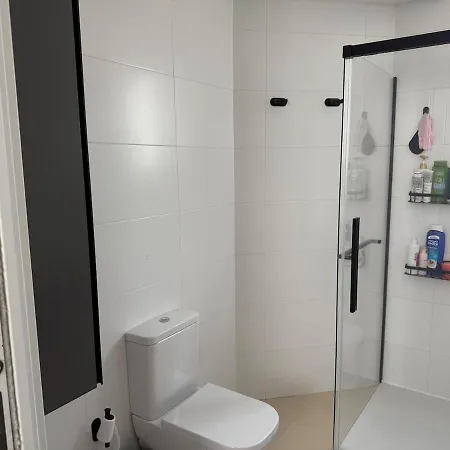 Apartment Spacious And Bright Only In August - Espacioso Y Luminoso Disponible Solo En Agosto *